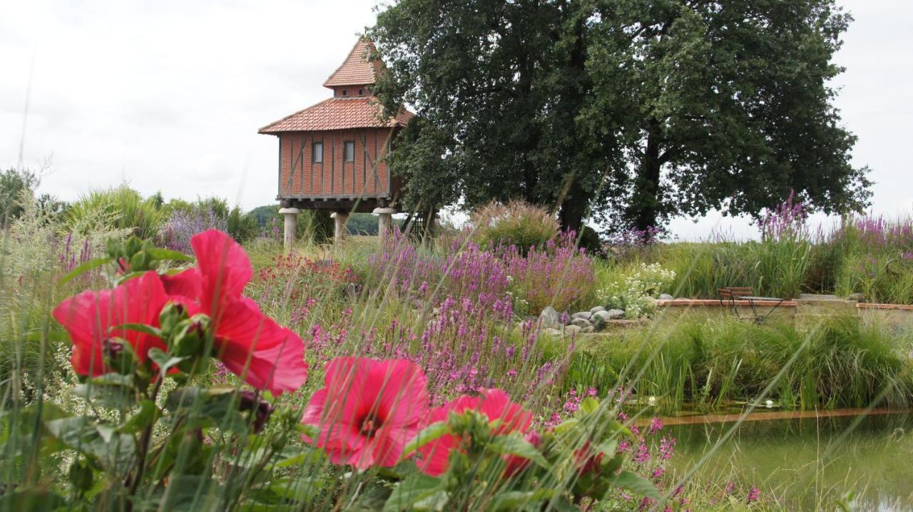Gite Chambre D'Hotes Insolite Dans Un Pigeonnier A 5 Minutes De Marciac Gers Monlezun 外观 照片